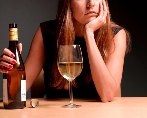 Анонимное лечение женского алкоголизма в Шумерле